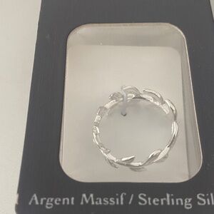 Elegant Silver Leaf Ring in the original box